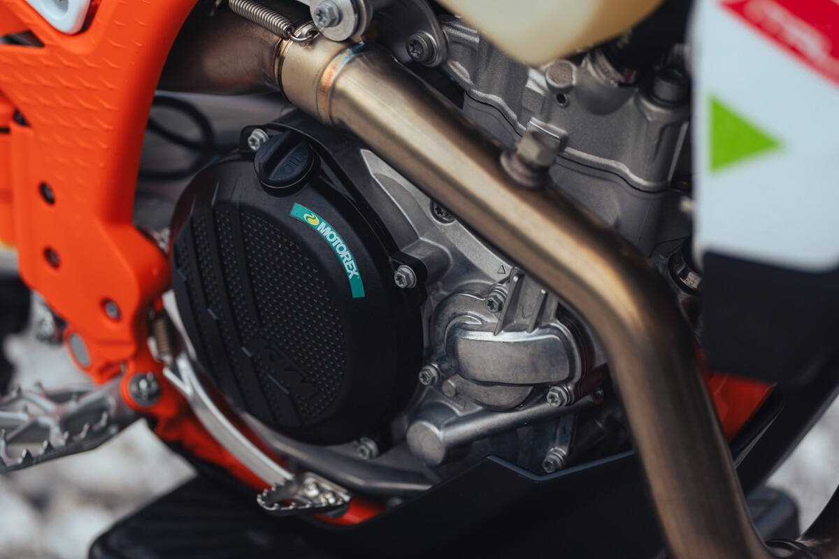 KTM presenta le EXC 6DAYS 2026